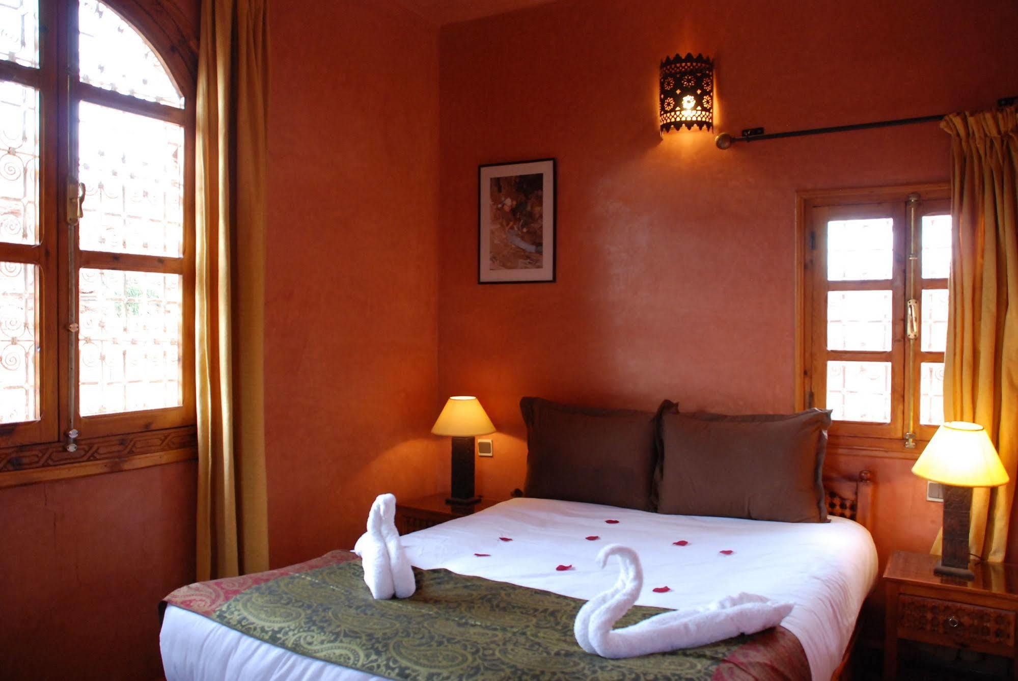 Kasbah Isfoula And Spa Айт-Бен-Хадду Экстерьер фото